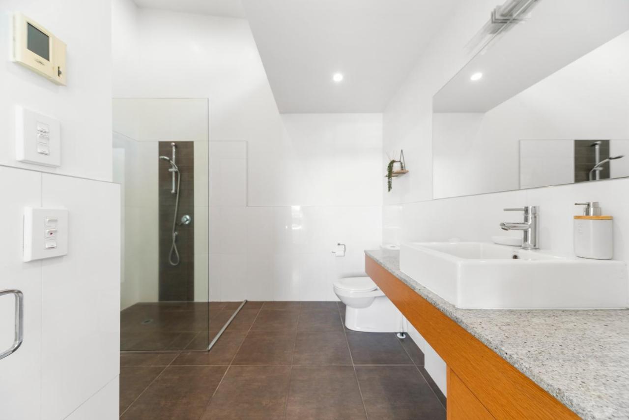 Lakeview Luxury - Taupo Holiday Apartment Exterior foto