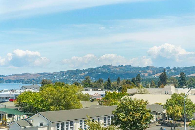 Lakeview Luxury - Taupo Holiday Apartment Exterior foto